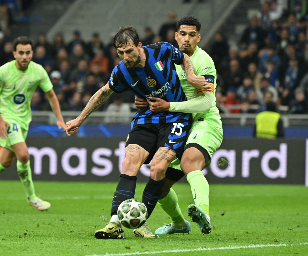 利物浦利好 利雅得新月有意签萨拉赫 2亿年薪 转会费超5300万欧（利物浦迎利好：利雅得新月开出2亿年薪求购萨拉赫，转会费超5300万欧）