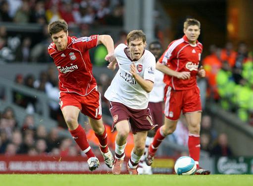 齐沃：作为意甲球队，国米两进欧冠决赛无论如何都配得上称赞（齐沃：作为意甲队，国米两度挺进欧冠决赛理应获赞）