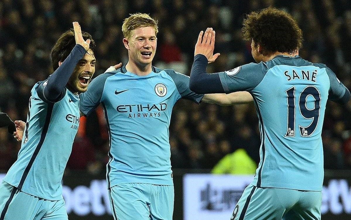 英超战报：利物浦2-1战胜曼联,