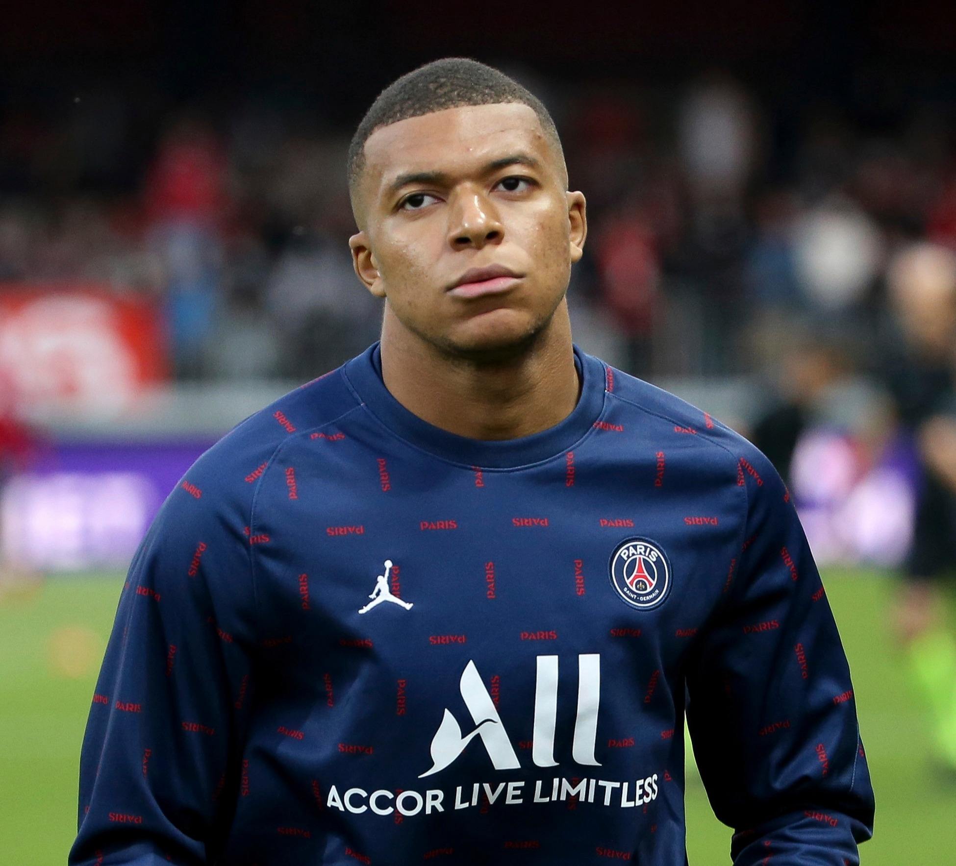 东体：蒙哥马利有望登陆中超，正与北方球队深入接触（东体：蒙哥马利有望赴中超执教，正与一家北方俱乐部深入洽谈）