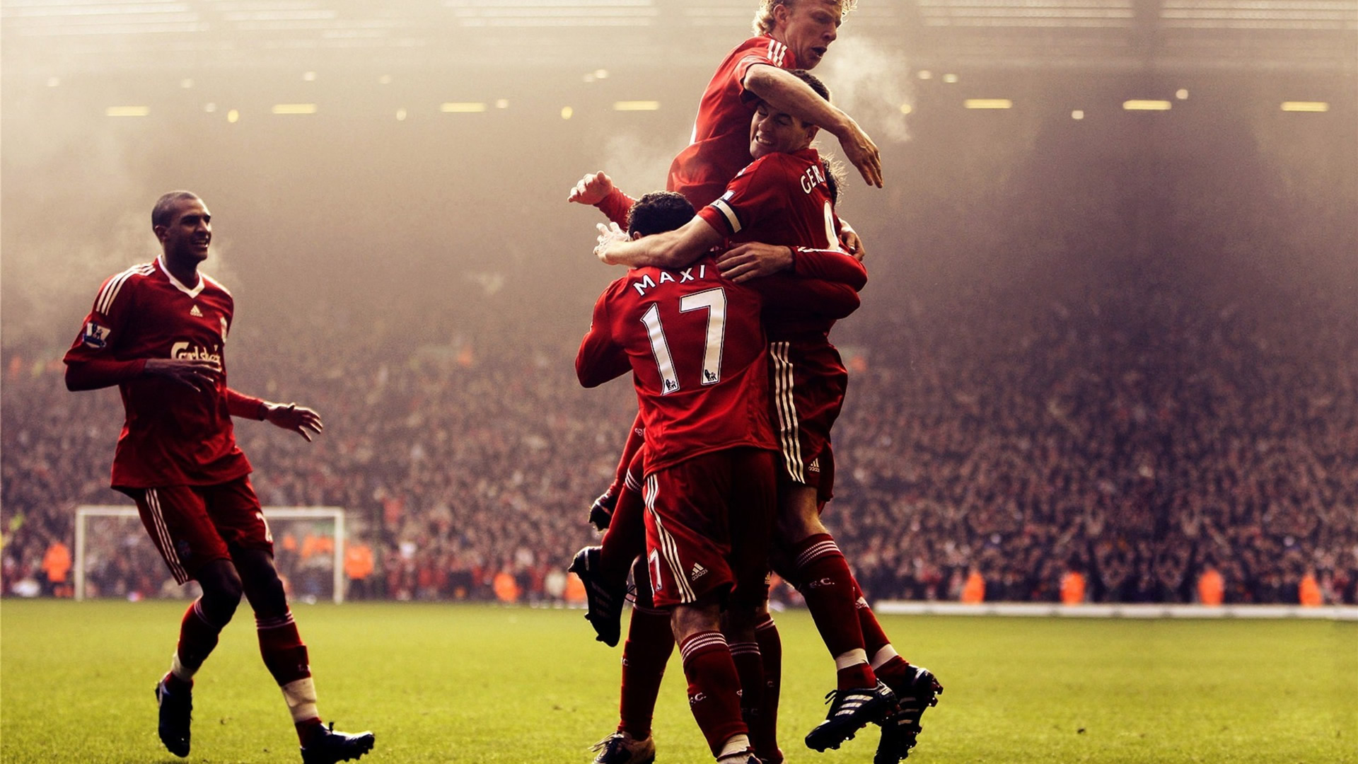 中超：山东泰山主场2-0完胜青岛队（中超：山东泰山主场2-0击退青岛队）