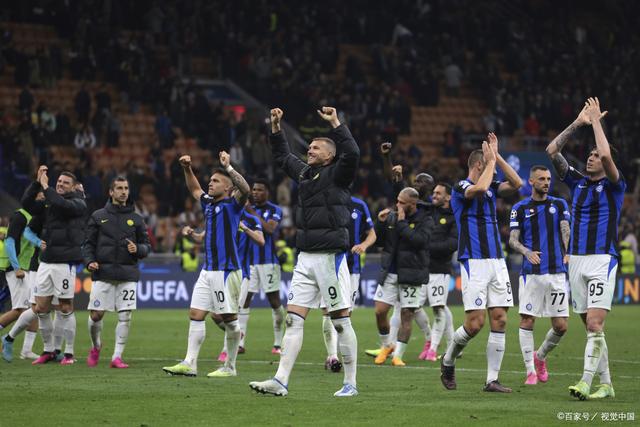 记者：前海港外援奇塔迪尼上海旅游期间专程重返俱乐部拜访（记者：奇塔迪尼来沪旅游期间专程回访海港俱乐部）