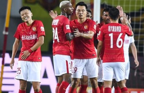 NBA：独行侠爆冷击败雄鹿（NBA：独行侠掀翻雄鹿上演冷门）